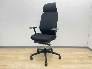 【状態良好商品】【西】~快適とスタイルを両立!長時間作業に最適な高機能オフィスチェア~【オカムラ】【シルフィー】【固定肘】【固定ヘッドレスト】【ブラック】【前傾姿勢】【フレームブラック】【チェア】【椅子】【イス】【事務椅子】【デスク】【机】【書庫】【書棚】【棚】【ラック】【収納】【格安】【安い】【メーカー】【レイアウト変更】【模様替え】【福岡オフィス家具】【福岡中古家具】【中古事務什器】【中古チェア】【中古椅子】