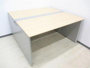 【関西倉庫在庫商品】フリーアドレスデスク|W1400|オカムラ(okamura)|プロユニットフリーウェイ|天板:ナチュラル|【推奨人数:2名~】 オフィスバスターズ 梅田本店