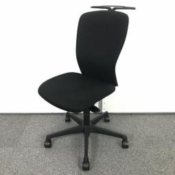 【オールブラックの定番シリーズ！異硬度クッションと使い勝手の良い操作性が人気】■オカムラ(okamura)製　スラート (Sulato)シリーズ　肘無しハイバック　ハンガー付き
■ブラック