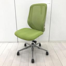 新感覚のオフィスシーティング！まるで手を添えて包み込まれるような優しい座り心地！
■オカムラ/シルフィーメッシュ/ライムグリーン　ホワイトボディ　ハイバック　ハンガー付　ポリッシュ脚
