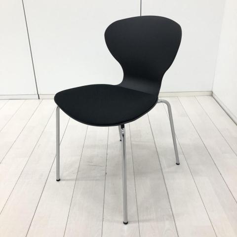 【中古】9370シリーズ  オカムラ（okamura） スタッキングチェア