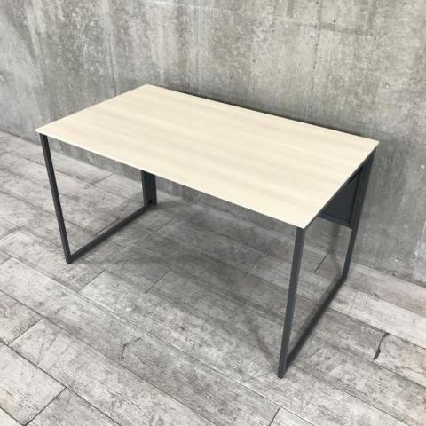 【中古】ソリスト 3K0LE-MDY7 オカムラ（okamura） 平机