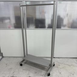 【２台入荷】イトーキ製コートハンガー　入荷しました！衣服の収納にどうぞ！