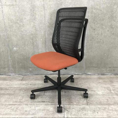 【在庫セール品:4脚限定】(T8)■ウチダ(UCHIDA)製 エージェイ(AJ)チェア 肘無ハイバック ■背面:樹脂メッシュ(ヌードタイプ) ■オレンジ ×ブラックシェル【背もたれの通気性と座面の心地よいクッション性が人気のオフィスチェア!】