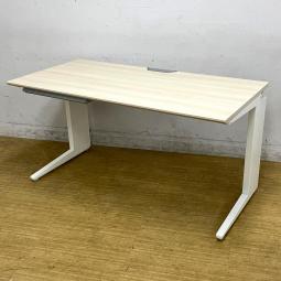 【在庫入替セール】オカムラ　プロユニットデスク　平机　W1400のゆったり使えるサイズ　引き出し付き　天板：プライズウッドライト　脚：ホワイト【愛知・名古屋・豊田・静岡・浜松】