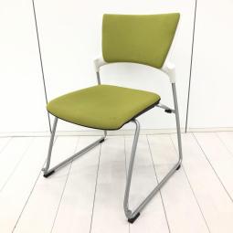 【訳アリ商品】【ソフトベンディングシェルが背を優しく受け止める！】■イトーキ(ITOKI)製　マノス(MANOSS)チェア　スタッキングチェア　ミーティングチェア　肘無し　■背パッド付き　■キャスターなし　■モスグリーン×ホワイトシェル (T8)