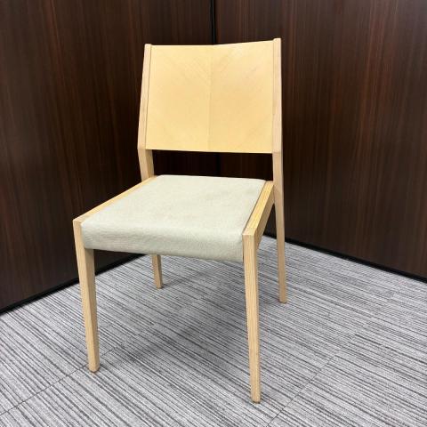 【中古】タック  SOGOKAGU スタッキングチェア