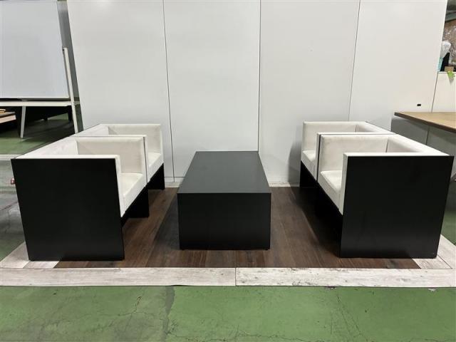 【中古】その他シリーズ  Cassina（カッシーナ） 応接セット一式