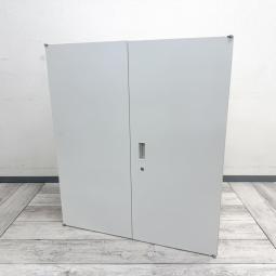【法人様限定！来店予約で中古商品8％OFF！9月末まで】
【収納力と使いやすさを兼ね備えた！イトーキの人気書庫！】

■イトーキ製　シンラインシリーズ　両開き書庫　W900×D450×H1036mm　ホワイト
■書類・ファイル・備品をすっきり整理・収納！
■両開きタイプで収納物の出し入れもスムーズ。オフィスの収納力アップにおすすめです！【ITOKI THIN LINE】
