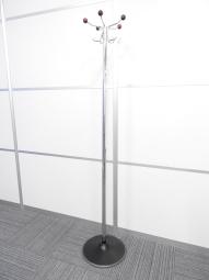 【事務所用や来客用、個室用としてもおすすめ！】■オカムラ（okamura）製/4327ZZ　コートハンガー　ポールタイプ　　■シルバー（クロームメッキ）