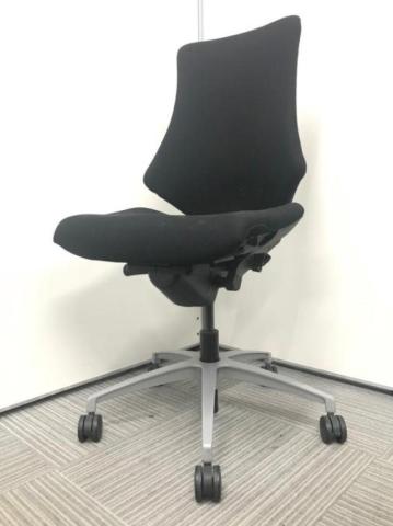 【中古】エフクロス SOF-337GS-ZTT1 イトーキ（ITOKI） 肘無ハイバックチェア