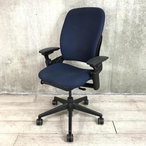 大人気/最高の座り心地/オススメ スチールケース (Steelcase) リープV2 (Leap-v2) ハイバック肘付き 可動肘 ブルー