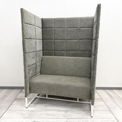 【法人様限定！来店予約で中古商品8％OFF！9月末まで　岐阜店】
【集中作業やWEB会議に最適！ソファ一体型のパーソナルブース！】

■アスプルンド製　BW PERSONAL SOFT　パーソナルブース　W1000×D700×H1400mm　座面高430mm　グレー
■WEB会議・オンラインミーティング・集中作業・フリーアドレスにおすすめ！
■周囲の視線や音を適度に遮り、快適なパーソナルワークスペースを実現します！【ASPLUND BW PERSONAL SOFT】