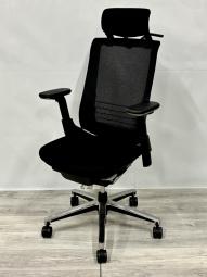 〈コクヨ　インスパイン　ブラック　肘付き〉ヘッドレスト付き ※愛知※名古屋※豊田※三重