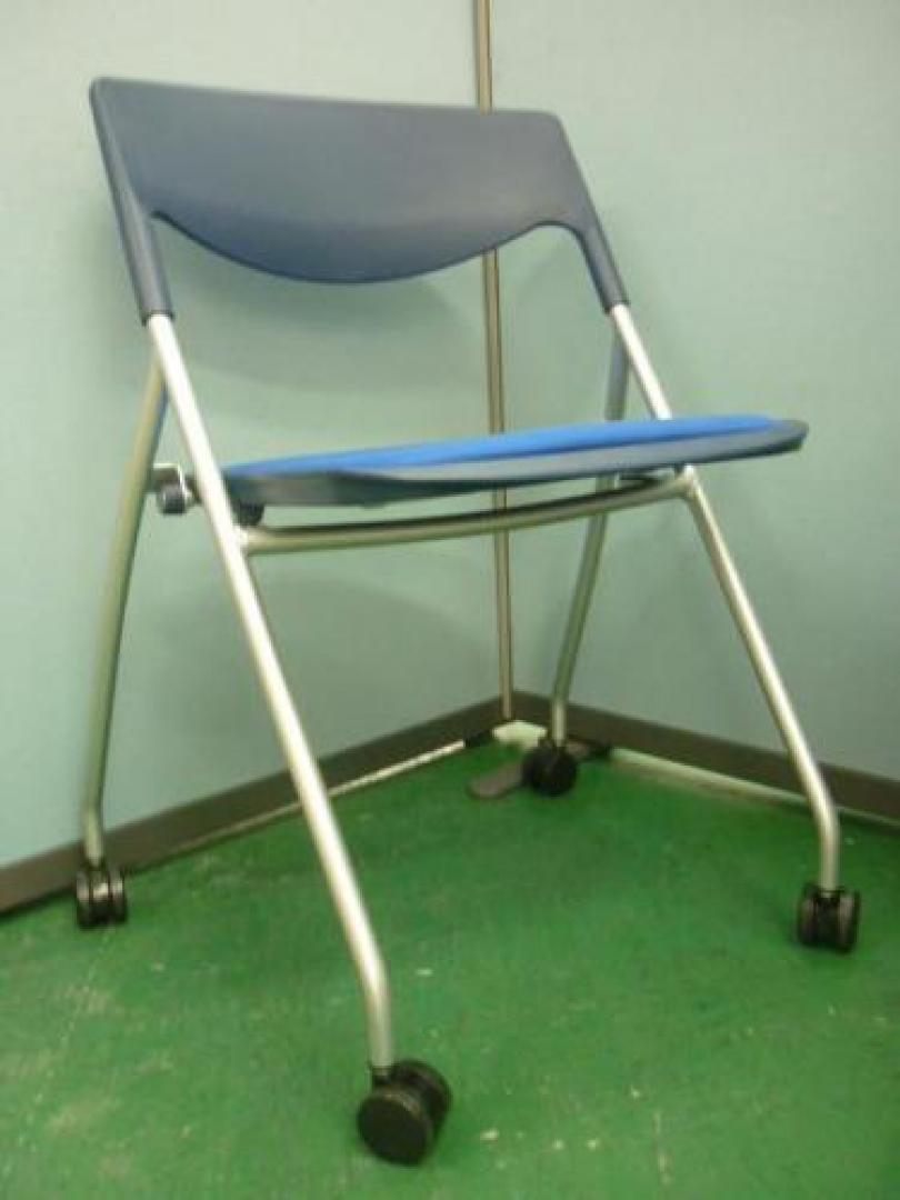 ネスティングチェア祭　青【会議チェア】
                                    中古
            