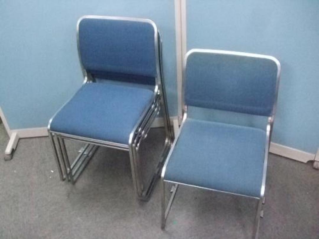 スタックチェア4脚セット【会議チェア】
                                    中古
            