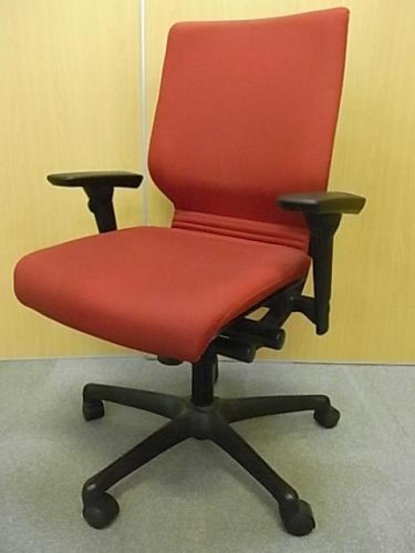 中古】ナビオチェア オカムラ/okamura 肘付ハイバックチェア 61392 中古】ナビオチェア オカムラ/okamura 肘付ハイバックチェア 61392