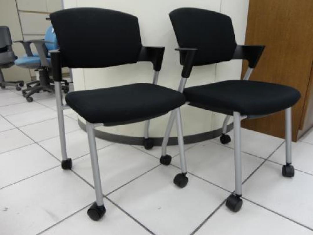 コクヨ製　■ミーティングチェアー2脚セット【会議チェア】
                                    中古
            