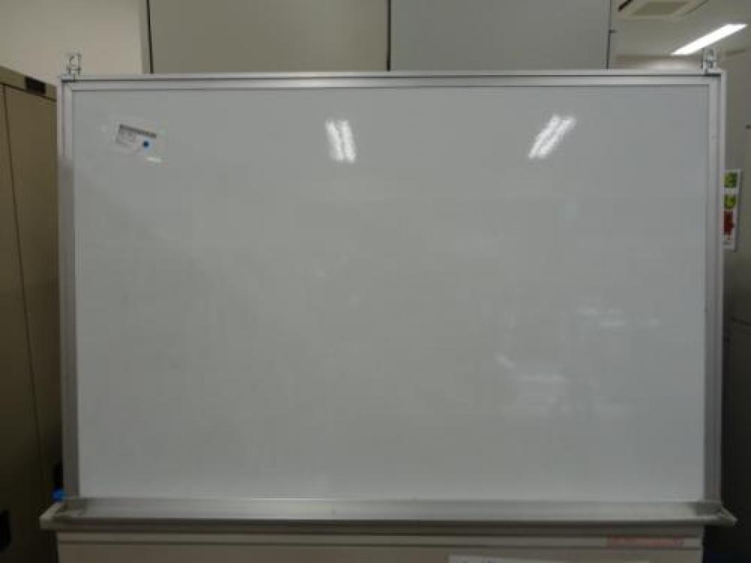 ■壁掛ホワイトボード（幅90cm）■ 大きすぎず、丁度いい♪
                                    中古
            