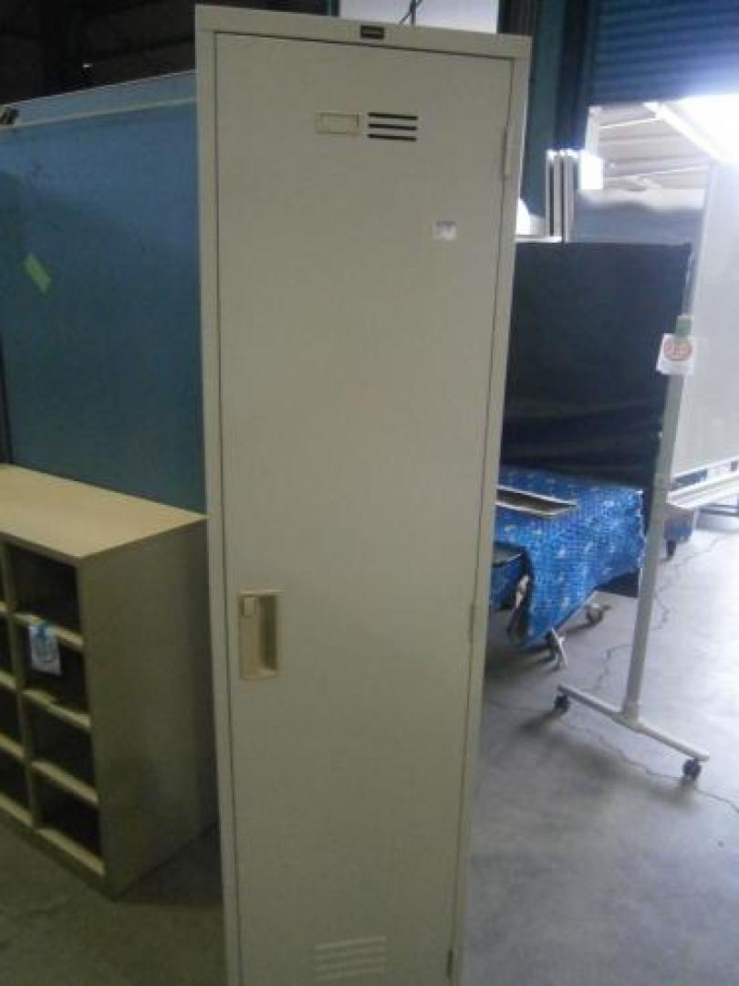 【掃除道具入れ】
                                    中古
            