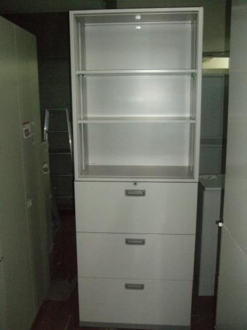 ☆★　イナバ　上/オープン　下/３段ラテラル　Ｗ800
                                    中古
            