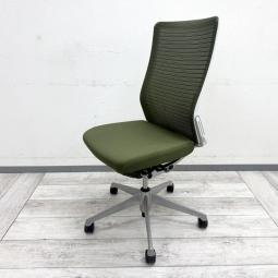 【在庫入替セール品！（本在庫限定価格）】【人気の高機能チェアをお買い得価格で！】

■オカムラ製　コーラルチェア　ハイバック　肘なし　グリーン
■長時間のデスクワークやテレワークにもおすすめ！
■**背面に破れがあるため特別価格！**異硬度クッションによる快適な座り心地が魅力の人気モデルです！【okamura Coral】