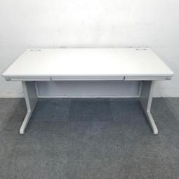 【ゆとりのあるワークスペースで作業効率アップ！】■オカムラ　エスディシリーズ　平デスク　W1400×D700×H700mm　■スタンダードなデザインで高品質！【Okamura　SD】A01090014