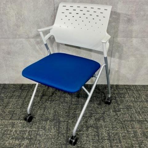 【中古】ピエガ CK-720PAWG4T6-W コクヨ（KOKUYO） ネスティングチェア