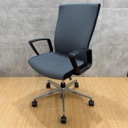 コクヨ製のオフィスチェア(事務椅子)プントチェア】が入荷いたしました！　＊良品を格安で！「オフィスバスターズ福岡南店」は、福岡を拠点として、全国へ中古オフィス用品・オフィス家具を提供しております。