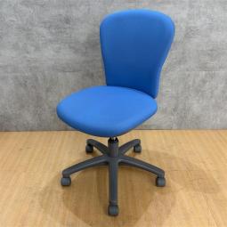 コクヨ製のオフィスチェア(事務椅子)レグノ2シリーズ】が入荷いたしました！　＊良品を格安で！「オフィスバスターズ福岡南店」は、福岡を拠点として、全国へ中古オフィス用品・オフィス家具を提供しております。