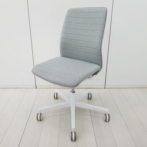 【中古】ファブレ クッション C01S-W102C-1 コクヨ（KOKUYO） 肘無ローバックチェア