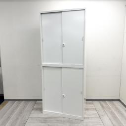 【法人様限定！来店予約で中古商品8％OFF！9月末まで　岐阜店】
【省スペースで大容量収納！人気のレクトライン書庫セット！】

■オカムラ製　レクトラインシリーズ　引き違い書庫＋引き違い書庫　W900×D450×H2200mm　ホワイト
■書類・ファイル・備品をまとめて収納できる大容量タイプ！
■上下とも引き違い扉のため、扉の開閉スペースを取らず省スペース。通路幅が限られたオフィスにもおすすめです！【okamura Rectline】