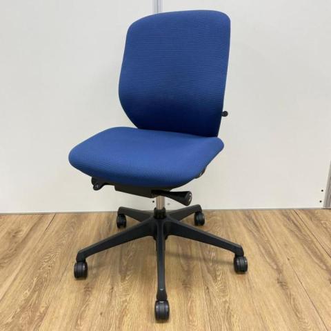 【中古】シルフィー  オカムラ（okamura） 肘無ローバックチェア
