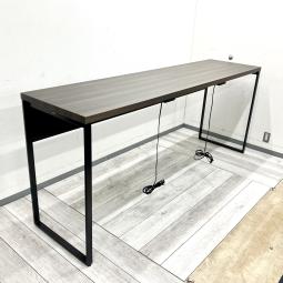 【法人様限定！来店予約で中古商品8％OFF！9月末まで　岐阜店】
【W2400のワイドサイズ！木目天板がおしゃれなハイテーブル！】

■オカムラ製　アルトピアッツァシリーズ　ハイテーブル　W2400×D600×H1000mm　木目
■カジュアルミーティング・リフレッシュスペース・コミュニケーションエリアにおすすめ！
■高さ1000mmのハイタイプで、立ち姿勢での打ち合わせにも対応。木目天板が温かみのあるオフィス空間を演出します！【okamura Alt Piazza】