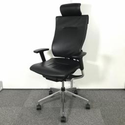【入荷予定品】【上質を求める本格派にオススメ！　最先端の人間工学から生まれた座り心地！大きな背もたれでリラックス！】■イトーキ(ITOKI)製　スピーナチェア　肘付ハイバック　背面・座面レザータイプ　■ブラック　■可動肘　■ヘッドレスト付き