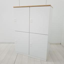 【フリーアドレスの相棒!ダイヤル錠タイプの4人用メールロッカー!】■コクヨ(KOKUYO)製 エディア(EDIA)シリーズ 4人用ロッカー パーソナルロッカー ■ダイヤル錠 ■ナチュラルカラーの天板付き ■ホワイト【CU】【関東倉庫在庫品】【弊社使用欄:A01090444】