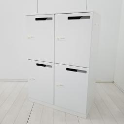 【フレキシブルな働き方に対応!鍵の持ち歩き要らずで便利に使える!】■コクヨ(KOKUYO)製 エディアシリーズ 4人用パーソナルロッカー ■ダイヤル錠タイプ ■メール投函口付 ■ホワイト【CU】【関東倉庫在庫品】【弊社使用欄:A01090635】