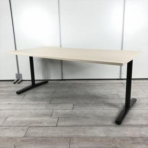 【中古】ライブス  オカムラ（okamura） ミーティングテーブル（会議机）