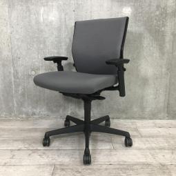 中古】エスクード C483FR 8998 オカムラ/okamura 肘付ローバックチェア