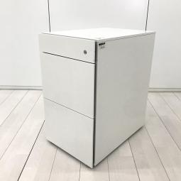 【在庫入替セール品！（本在庫限定価格）】【フリーアドレスデスクのお供に！デザイン性の高いスタイリッシュな3段ワゴン！】■イトーキ(ITOKI)製　インステート(INSTATE)シリーズ　３段ワゴン　フリアド用　H680mm　■シリンダー錠　■ホワイト【弊社使用欄：A01069675】【HU】