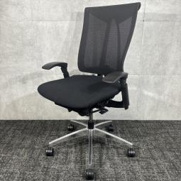 【中古】イトーキ セレーオチェア KF-350JB-ZTT1/ハイバック・ブラックの高機能オフィスチェアで快適なデスクワークをサポート/福岡で中古オフィス家具をお探しならオフィスバスターズ福岡博多店へお気軽にお問い合わせください！