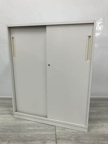 【中古】HSシリーズ 5-820-5242 ウチダ（UCHIDA) ローキャビネット／引き違い