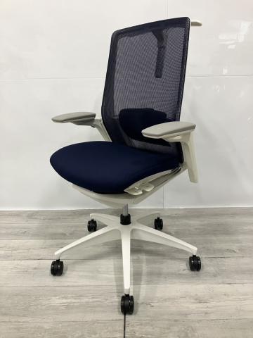 【中古】フィノラ 樹脂 C788WZ F1G4 オカムラ（okamura） 肘付ハイバックチェア
