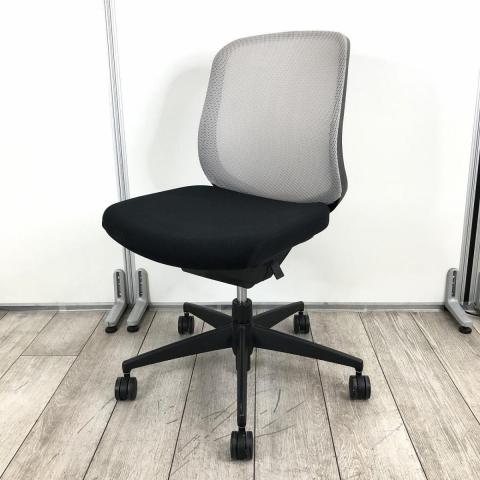 【関西倉庫在庫品】■コクヨ（KOKUYO）　シロッコ（Scirocco）チェア　肘無し　ローバック　■背面メッシュ　■背面ソフトグレー / 座面ブラック × ブラックシェル　【弊社使用欄：A01091829】