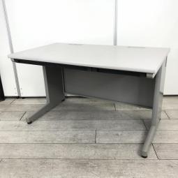 【コストパフォーマンス抜群のビジネスデスク！スタンダードなデザインで使いやすい！】■イトーキ（ITOKI）製　CZXシリーズ　平デスク　引き出し付　W1200×D700㎜　■ホワイトグレー　【弊社使用欄：A01092727】