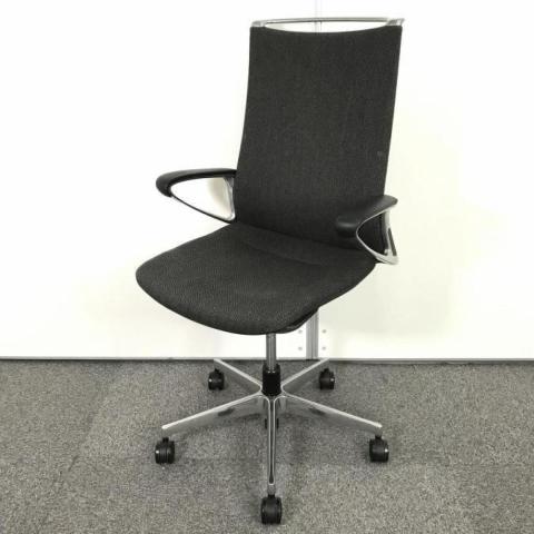 【中古】モード  オカムラ（okamura） 肘付ハイバックチェア