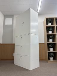 【西】◆オカムラ　レクトライン　両開き×3段ラテラル　ホワイト　H2000　収納　【九州】