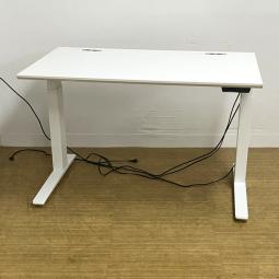 オカムラ製　swift(スイフト) 　上下昇降デスク　電動昇降で会話も業務も推進　ホワイト天板　ホワイト脚　レバータイプ【愛知・名古屋・豊田・静岡・浜松】