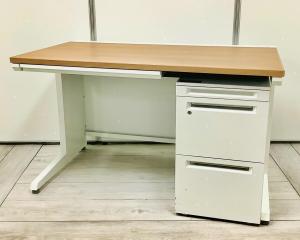 起業や移転時におススメ！平デスク+ワゴンの疑似片袖机セット　■色：ニューグレー色/オススメ(おすすめ) /人気商品※ワゴンは在庫状況によりメーカー、シリーズが変動する場合がございます。