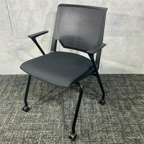 【中古】ベリー  HAWORTH（ヘイワース） ネスティングチェア
